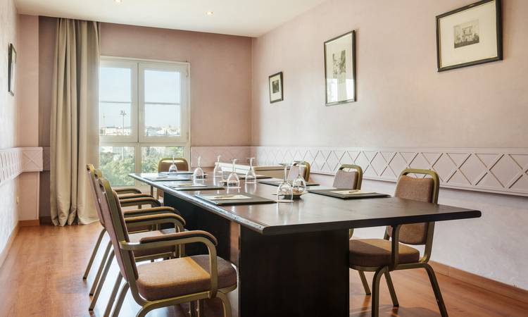 MAIRENA Hotel Ilunion Alcora Sevilla Sevilla MAIRENA Hotel Ilunion Alcora Sevilla Sevilla
