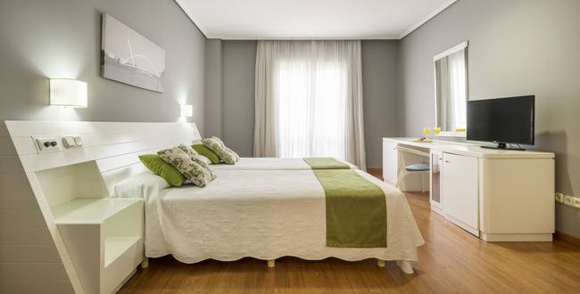 hotel ilunion alcora sevilla hotel ilunion alcora sevilla
