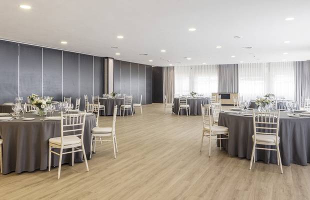 Lobby 2 Hotel ILUNION Alcora Sevilla Sevilla