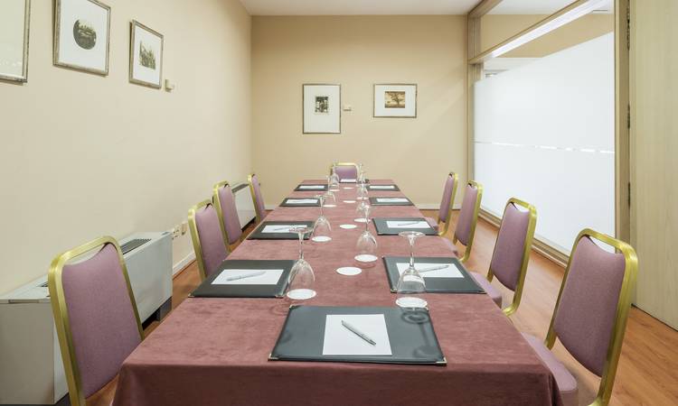 BUSINESS CENTER Hotel Ilunion Alcora Sevilla Sevilla BUSINESS CENTER Hotel Ilunion Alcora Sevilla Sevilla
