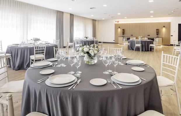 Lobby 1 + 2 Hotel ILUNION Alcora Sevilla Sevilla