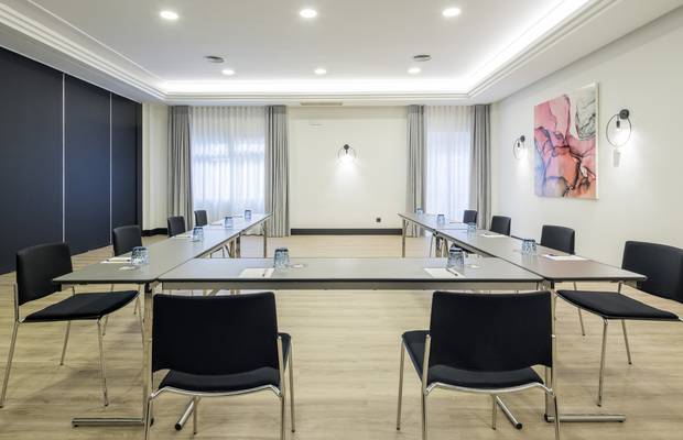 Atrio 3 Hotel ILUNION Alcora Sevilla Sevilla