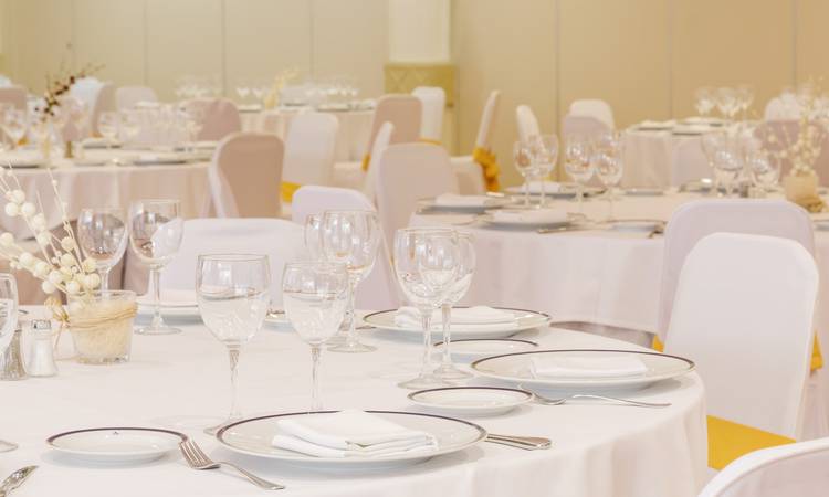 DESPACHI I + II Hotel Ilunion Alcora Sevilla Sevilla DESPACHI I + II Hotel Ilunion Alcora Sevilla Sevilla