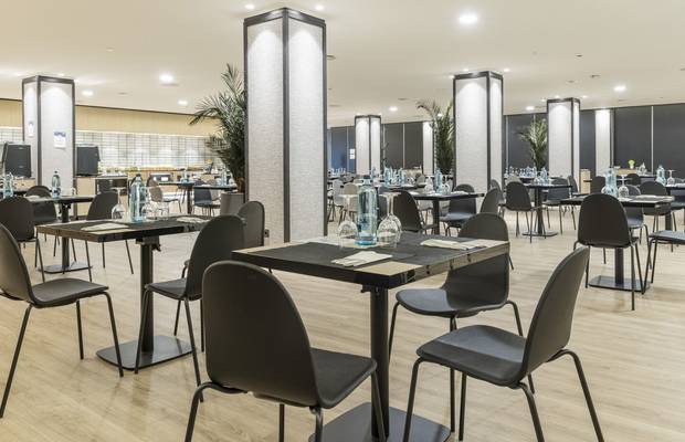 Lobby 1 Hotel ILUNION Alcora Sevilla Sevilla